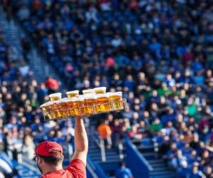 Los aficionados solo podrán tomar alcohol en la Fan Zone de Qatar.