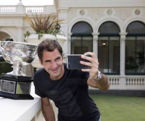 Roger Federer se ha convertido en el mejor tenista de la historia. (AP)