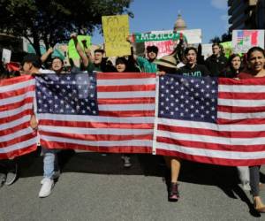Los inmigrantes han realizado protestas exigiendo no ser deportados a sus países de origen. Foto: Agencia AP