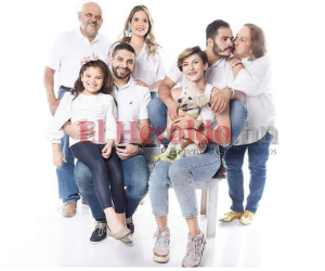 La familia asegura que vivieron momentos de horror cuando la invasión empezó.