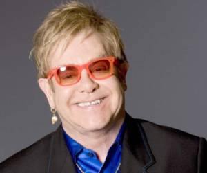 Elton John, es un cantante, compositor y pianista británico (Foto: Internet)