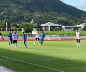 El partido se detuvo en el minuto 85 cuando Jordan Torunarigha denunció un comentario inapropiado de un miembro del equipo hondureño. Foto Fenafuth