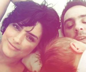 Aislinn y Mauricio decidieron mostrar el rostro de su bebé a traves de sus redes sociales. Foto: Instagram