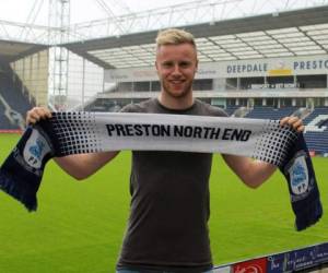 Kevin O'Connor, del Preston North End de la segunda división inglesa.