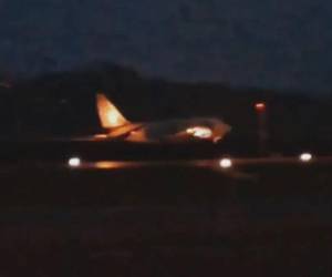 La aeronave aterrizó a eso de las 6:50 PM en el Aeropuerto Internacional de Palmerola.