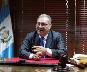 El vicepresidente Guillermo Castillo lamentó el fallecimiento de Mejía Orellana, al igual que el abogado colombiano y ex titular de la Comisión Internacional Contra la Impunidad en Guatemala (CICIG), Iván Velásquez. Foto cortesía: Prensa Libre.