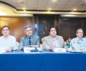 Los empresarios de México sostuvieron reuniones con autoridades del Plan 20/20, quienes les explicaron las ventajas que ofrece Honduras y las reformas aprobadas para facilitar los negocios. (Foto: El Heraldo Honduras)