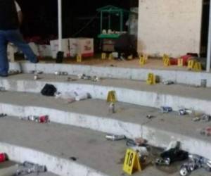 El ataque fue cometido en la localidad de Purísima del Rincón alrededor de las nueve de la noche durante una pelea de gallos. Foto: mientrastanto.mx