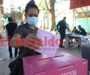 Los hondureños eligen a sus autoridades con un único proceso electoral que se celebra cada cuatro años en el mes de noviembre. Foto: Alex Pérez/ EL HERALDO