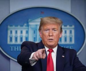 Trump, quien a principios de esta semana anuló una rueda de prensa prevista con motivo del aniversario, repitió que los comicios fueron 'amañados'.