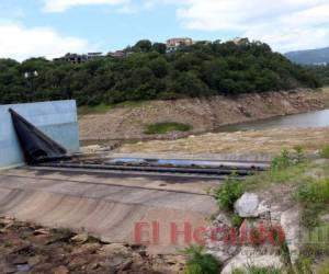 El embalse de Los Laureles almacena el 27% de su capacidad. Foto: El Heraldo