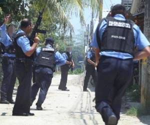 Ambas normativas son fundamentales en el proceso de depuración de los policías en el país.