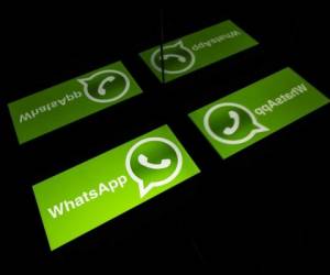'¡Justo a tiempo para las fiestas. Buenas compras a través de WhatsApp!', lanzó la aplicación. Foto: AFP.