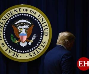 Durante cuatro años, Donald Trump se jactó de ser un líder atípico, pero la victoria del demócrata Joe Biden, declarada este sábado por los principales medios de Estados Unidos, lo hace ingresar al club de los presidentes que no fueron reelegidos.