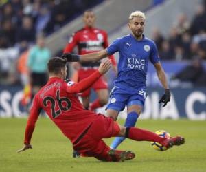 Riyad Mahrez fue evaluado este lunes en más de 100 millones de libras. (Foto: AP)