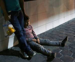 Los migrantes son llevados a peligrosas ciudades mexicanas después de solicitar asilo en Estados Unidos. Foto: Agencia AP