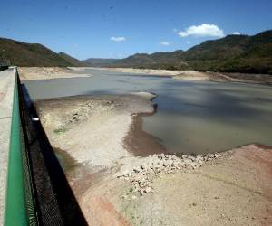 Aunque la siembra de nubes podría incrementar las precipitaciones, la Alcaldía advierte que el agua deberá caer en las zonas de captación para favorecer la recuperación de las represas.