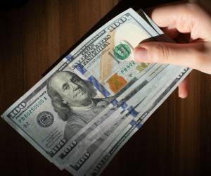 El Banco Central de Honduras (BCH) publicó el nuevo tipo de cambio oficial para este jueves 9 de julio, con un ligero incremento tanto en el precio de compra como de venta del dólar.