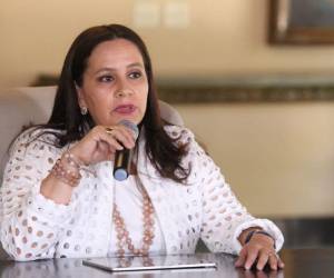 La ex primera dama ha exigido justicia y respeto para Juan Orlando Hernández.