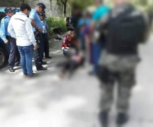Los forenses realizaron el respectivo levantamiento cadavérico y fue cuando descubrieron los golpes en el cuerpo de la doctora. (Foto: El Heraldo Honduras, Noticias de Honduras)