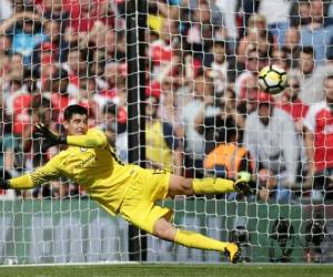 Courtois, arquero del Chelsea, anunció en su página de Facebook la decisión, respondiendo a las acusaciones de Wilmots a principios de semana en una entrevista con la cadena de televisión francesa beIN Sports.