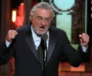 'Ya no es '¡abajo Trump!', es '¡jódete Trump'!', dijo el famos actor Robert De Niro. (Foto: AP)