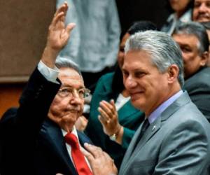 Raúl Castro espera que su actual sucesor se haga cargo también de ese puesto. Foto AFP