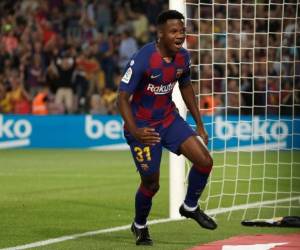 El joven jugador del FC Barcelona se ha convertido en un fenómeno. (AP)