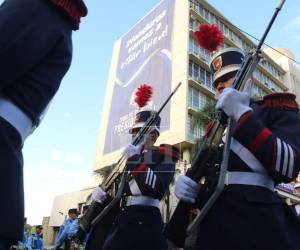 Cadetes, discursos y apoyo de los hondureños, estas son algunas de las mejores imágenes que dejó la toma de posesión de Nasry Asfura.