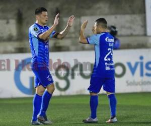 Momento en el que Estigarribia celebraba su gol con Omar Elvir en Motagua. (Foto: Ronal Aceituno / EL HERALDO)
