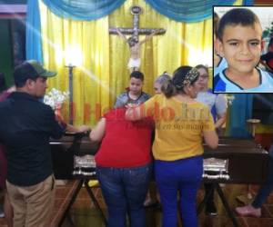 El niño falleció cuando lo intentaban trasladar en una ambulancia a un hospital de la ciudad de San Pedro Sula.