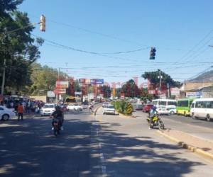 La obra que se pretende edificar en el bulevar Suyapa eliminará el cruce de semáforo a inmediaciones del Hospital Escuela Universitario (HEU).