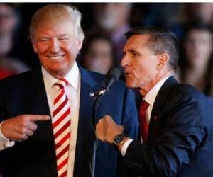 Sin embargo, Flynn ocultó informar sobre ese contacto a Trump y al vicepresidente Mike Pence al asumir su cargo en la Casa Blanca. (Foto: AFP)