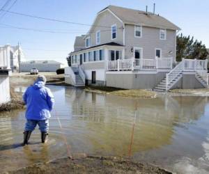 Las dos tormentas previas causaron inundaciones costeras y centenares de miles de apagones.