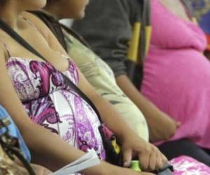 El informe indica que menos jóvenes están enfrentando embarazos tempranos o complicaciones.