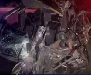 Así quedó el automotor en el que viajaba la familia hacia Omoa.