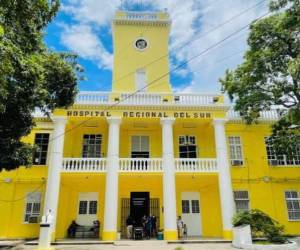 La joven ingresó al centro asistencial de la ciudad de Choluteca la madrugada del miércoles con síntomas de dengue, lamentablemente falleció el jueves.