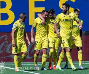 Paco Alcácer, formado precisamente en el Valencia, anotó ante su exequipo en el minuto 14. Foto: Twitter @VillarrealCF