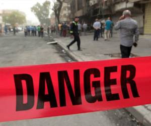 Según testigos presenciales, tras la primera explosión varias personas acudieron al lugar para atender a los heridos, momento en que ocurrió la segunda explosión, que afectó a más gente. Foto AFP.