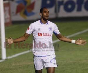 Jerry Bengtson quiere coronarse campeón con Olimpia y anotar en la final. (Foto: Ronal Aceituno / EL HERALDO)