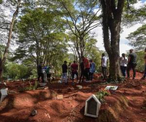 Las Fuerzas Armadas, Policía Nacional, Medicina Forense y Bomberos conformarán un equipo que coordinará el manejo de los cadáveres.