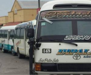 Un lempira aumentó el precio del bus ejecutivo. Foto Grupo OPSA
