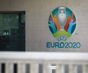 La UEFA ha propuesto posponer el Campeonato de Europa, que tendrá lugar en todo el continente en junio y julio de este año, hasta 2021 en reuniones de crisis el martes. Foto: Agencia AFP.