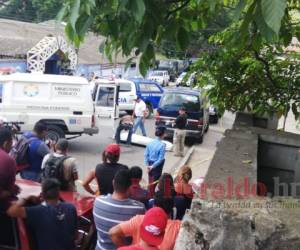 Vecinos del lugar intentaron llevarlo a un centro de salud para recibir asistencia médica, pero murió antes de ser atendido. Foto: Estalin Irías/ EL HERALDO