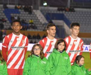 El hondureño Choco Lozano no fue alineado por el Girona en el partido ante el Valencia. Foto: Girona en twitter