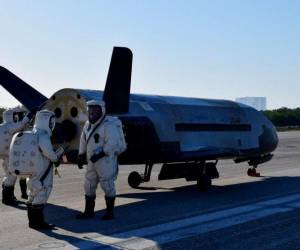 El transbordador no tripulado X-37B ha recorrido más de 1,300 millones de millas durante seis misiones.