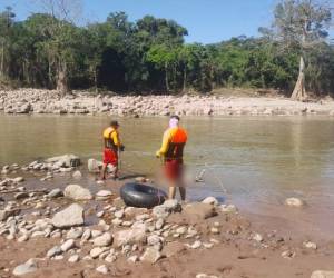 La tragedia ocurrió en el sector conocido como posa 'Los hoyos'. Foto: Bomberos de Honduras.