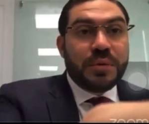 Jorge Cálix, presidente del Congreso Nacional, dejó abierto el micrófono cuando dio un receso en la sesión del Poder Legislativo.