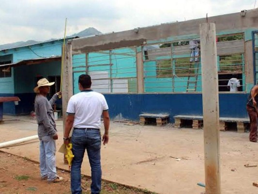 El gobierno anuncia más inversiones para mejorar condiciones de los centros educativos del país.