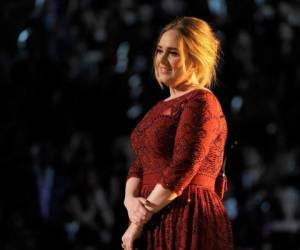 Adele tomó con calma el mal momento y dejó ver lo sucedido a traves de sus redes sociales.